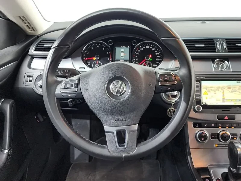 VW CC 2.0 Tsi, снимка 13 - Автомобили и джипове - 56389374