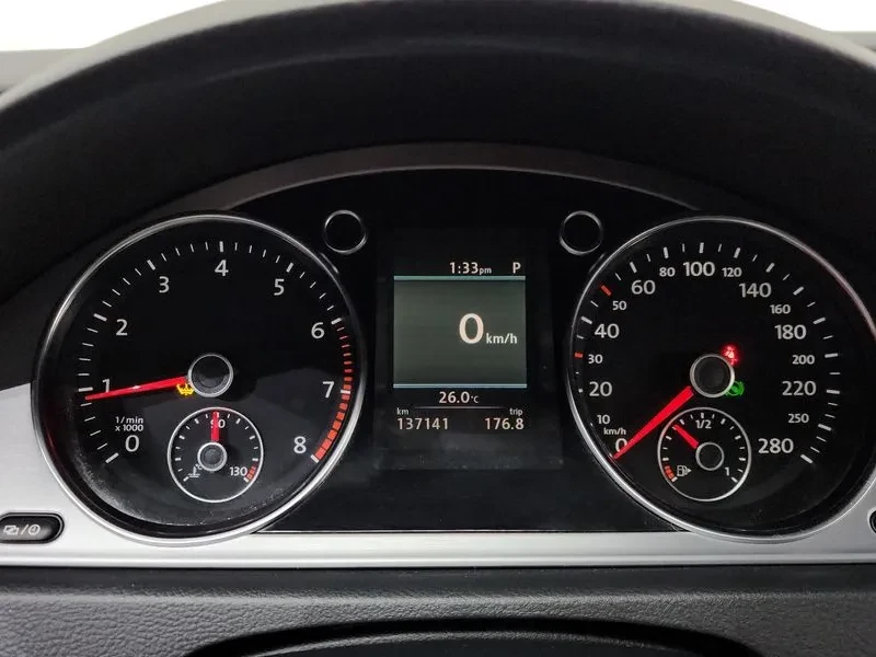 VW CC 2.0 Tsi, снимка 8 - Автомобили и джипове - 56389374