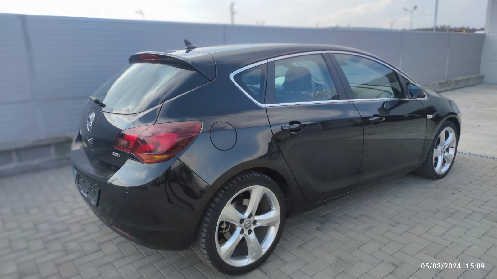 Opel Astra 1.7cdti evro5 - изображение 3