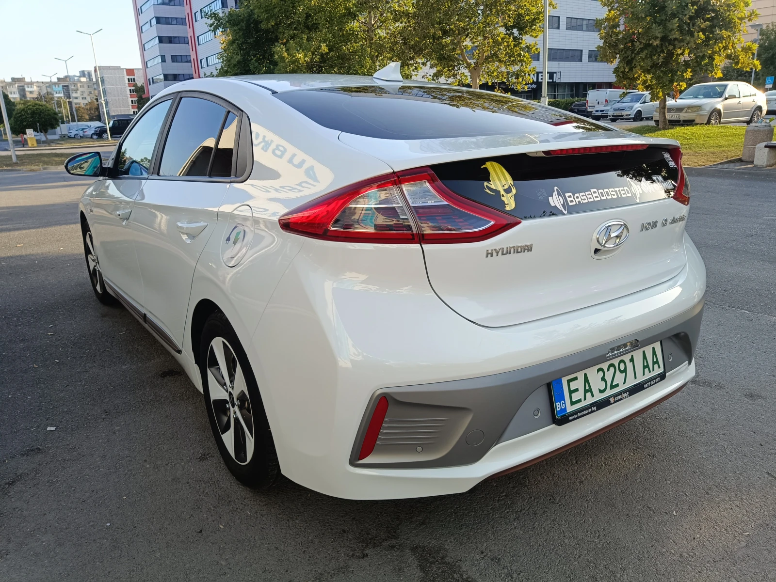 Hyundai Ioniq  - изображение 3