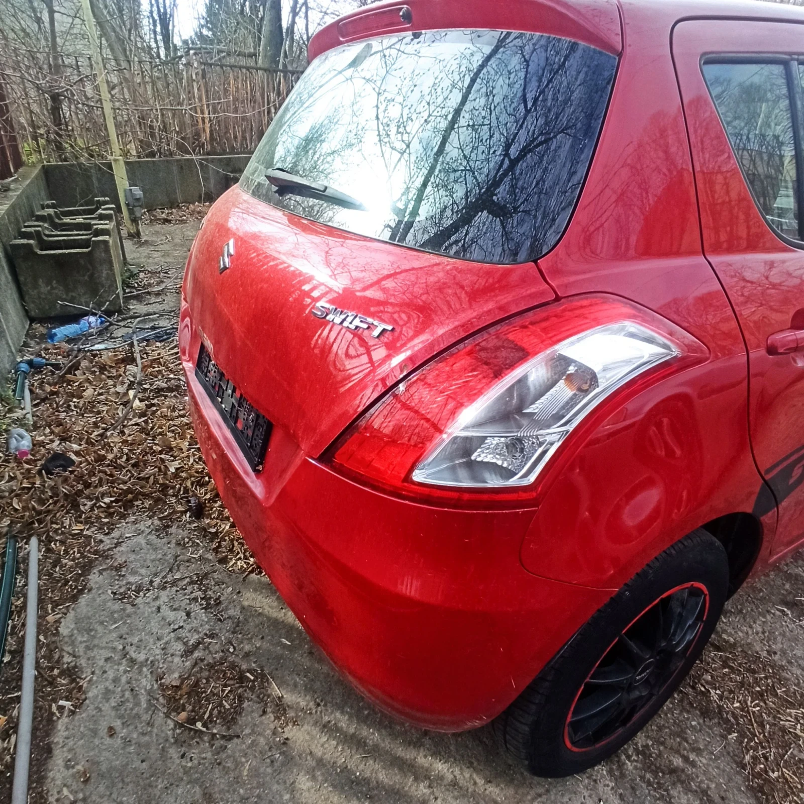 Suzuki Swift  - изображение 4