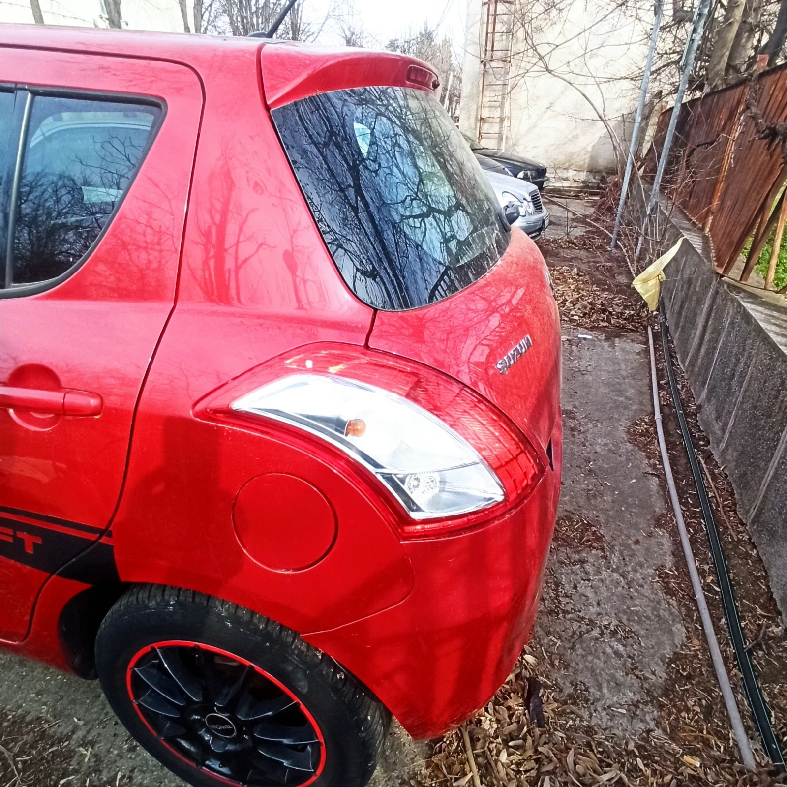 Suzuki Swift  - изображение 5