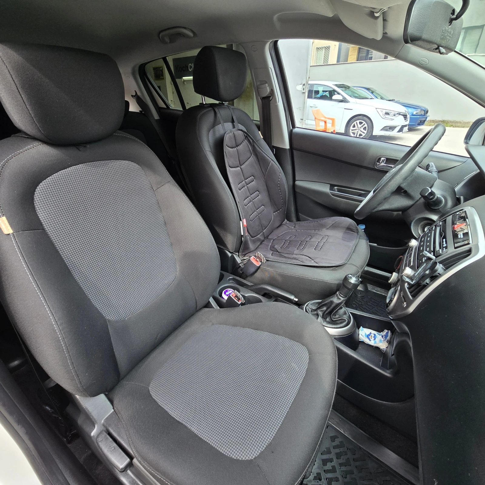 Hyundai I20 1.2  | Mobile.bg   12