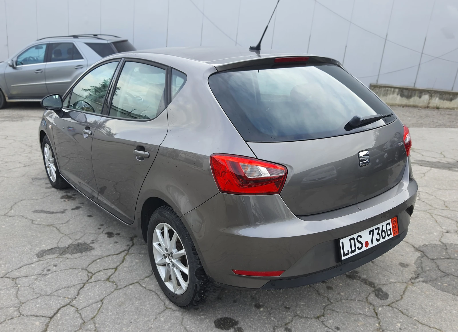 Seat Ibiza 1.0 55хил км! - изображение 5