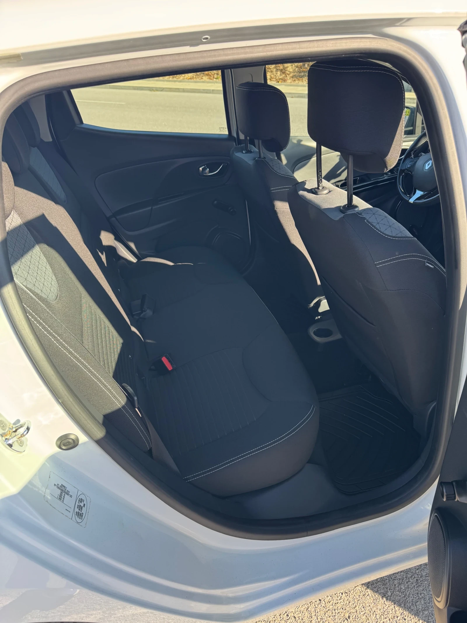 Renault Clio 1.2i avtomat swissedition - изображение 5