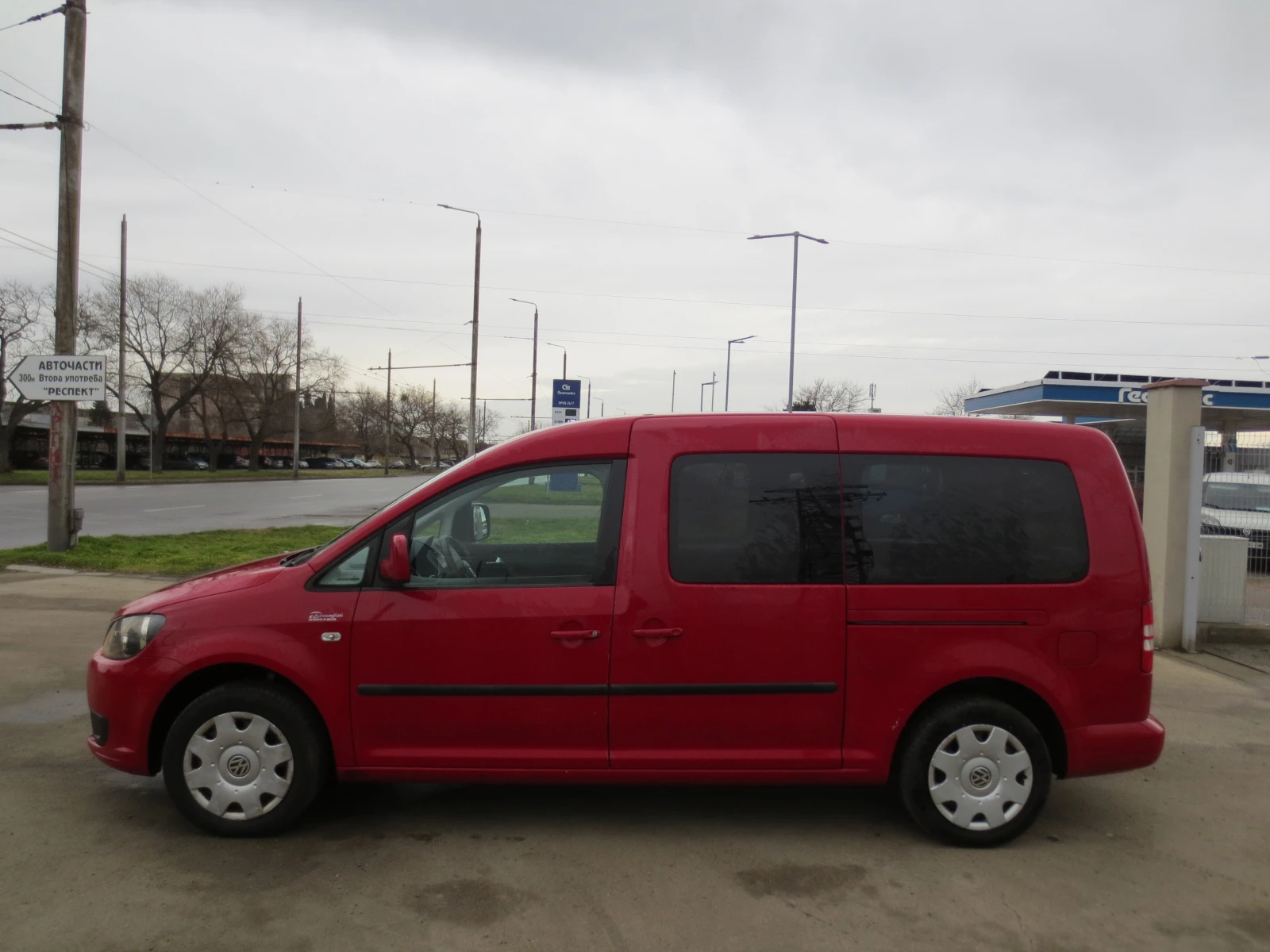 VW Caddy 1.6 TDI* MAXI*  - изображение 8