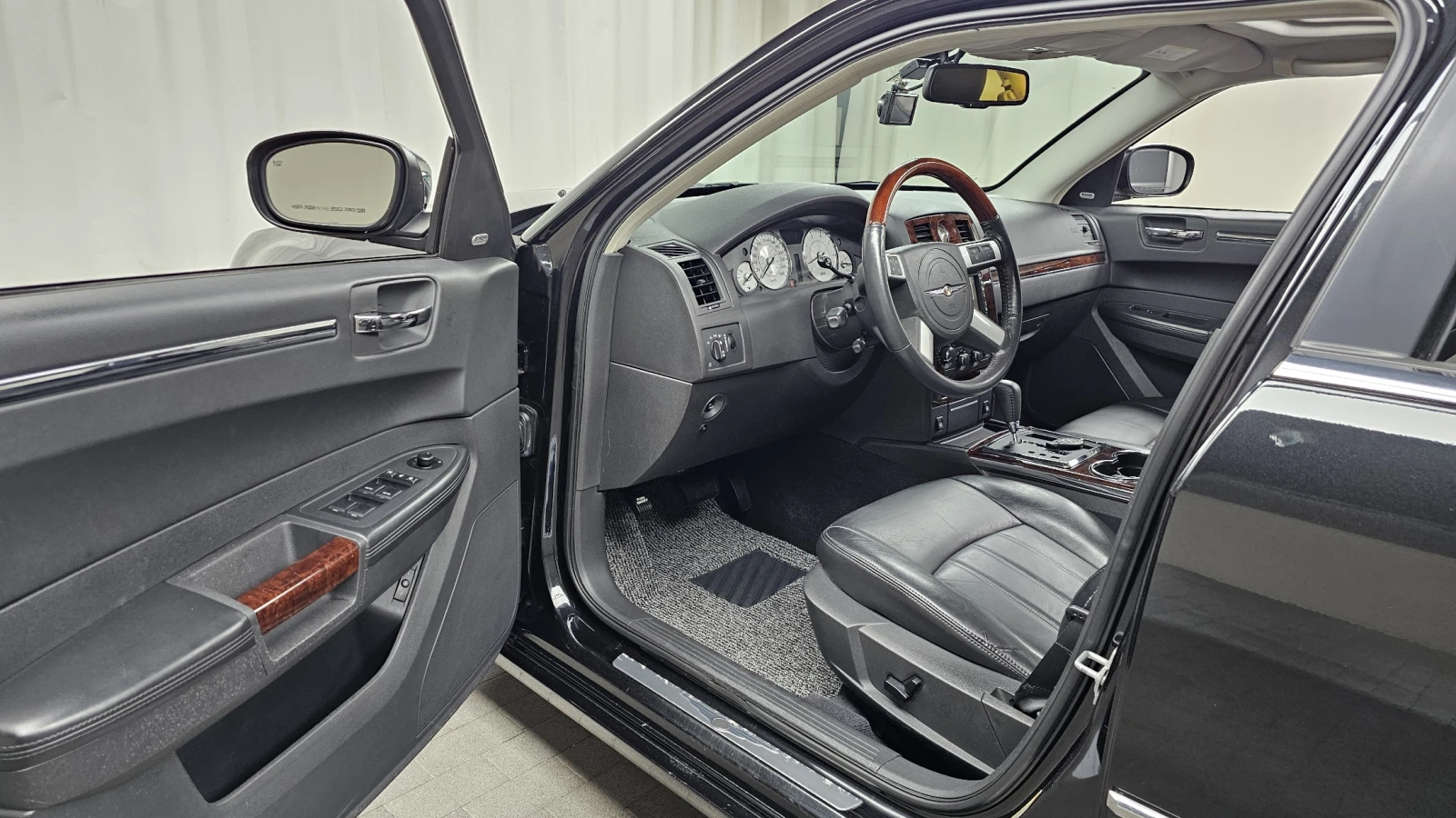 Chrysler 300c 3.5 autogeorge.com - изображение 9