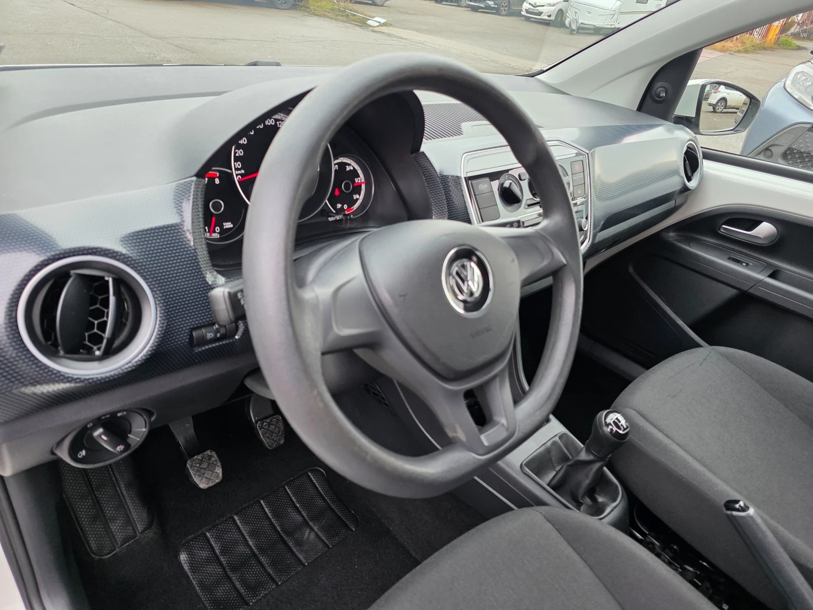 VW Up 1.0 MPI 60k.c EURO 6B  - изображение 9