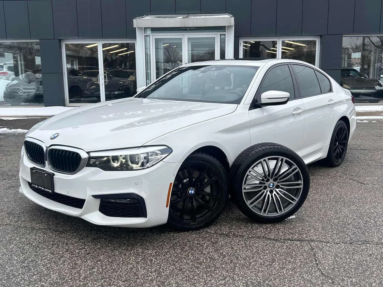 BMW 530 XDRIVE * � �����* HEAD UP* ��� ����� ����/������*  | Mobile.bg � ����������� 1