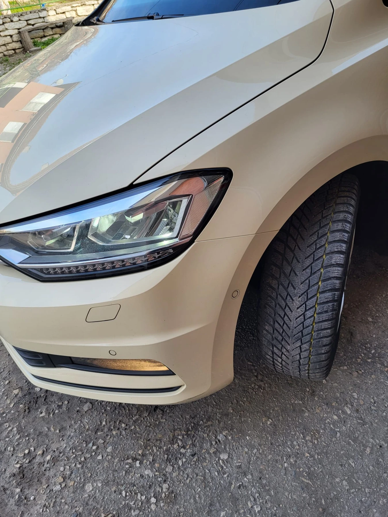 VW Touran, снимка 16 - Автомобили и джипове - 53918481