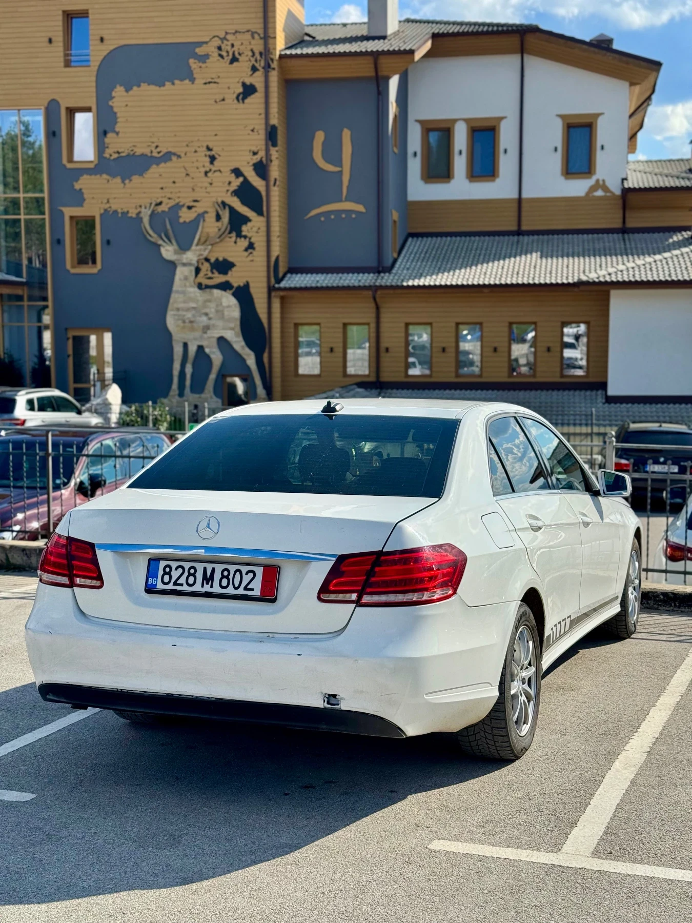 Mercedes-Benz E 200 Facelift, снимка 6 - Автомобили и джипове - 54408065