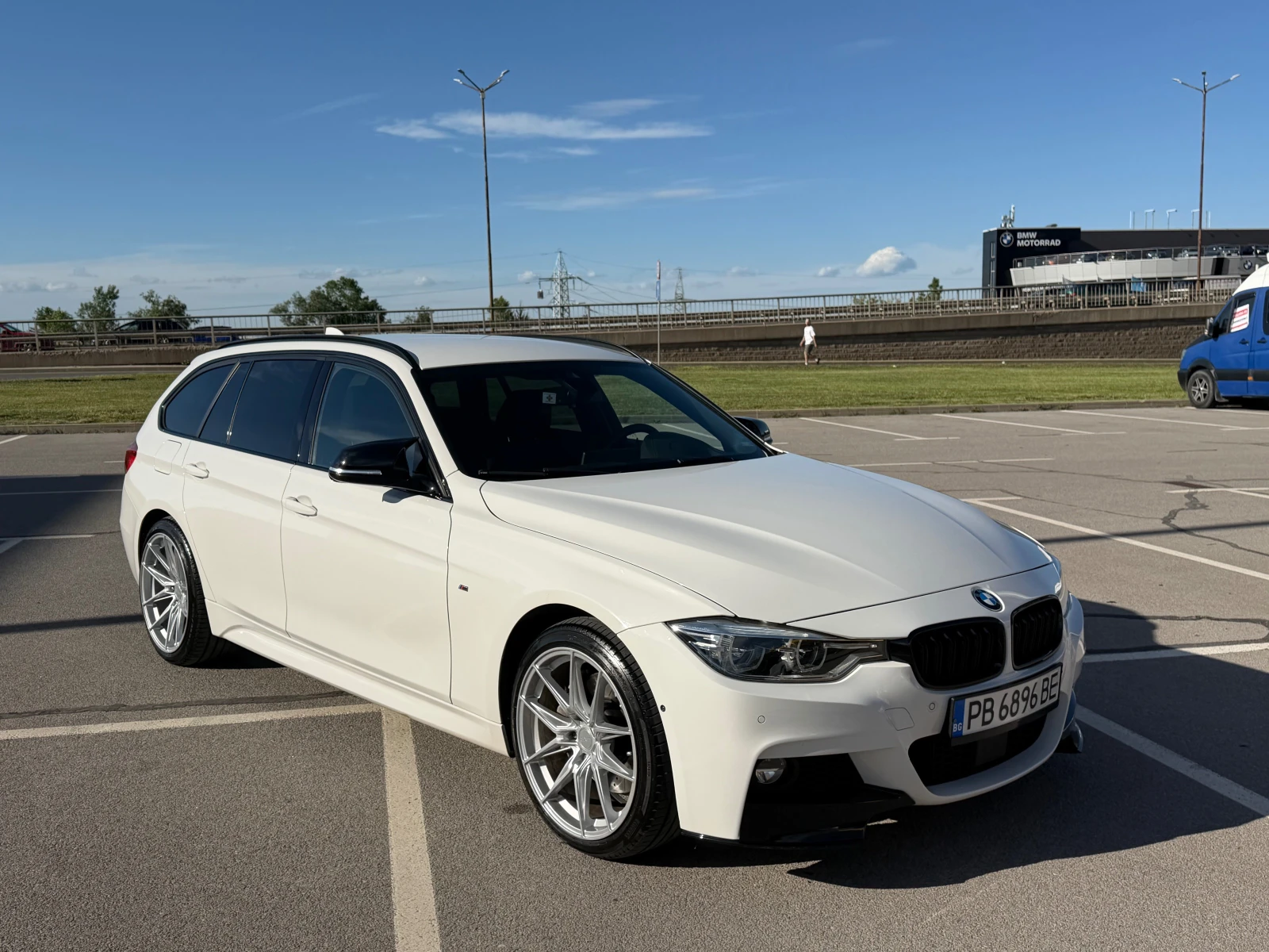 BMW 335