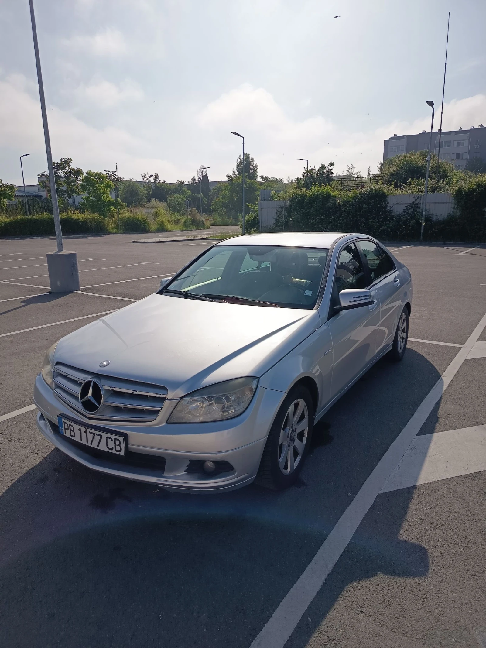 Mercedes-Benz C 200, снимка 8 - Автомобили и джипове - 54842376
