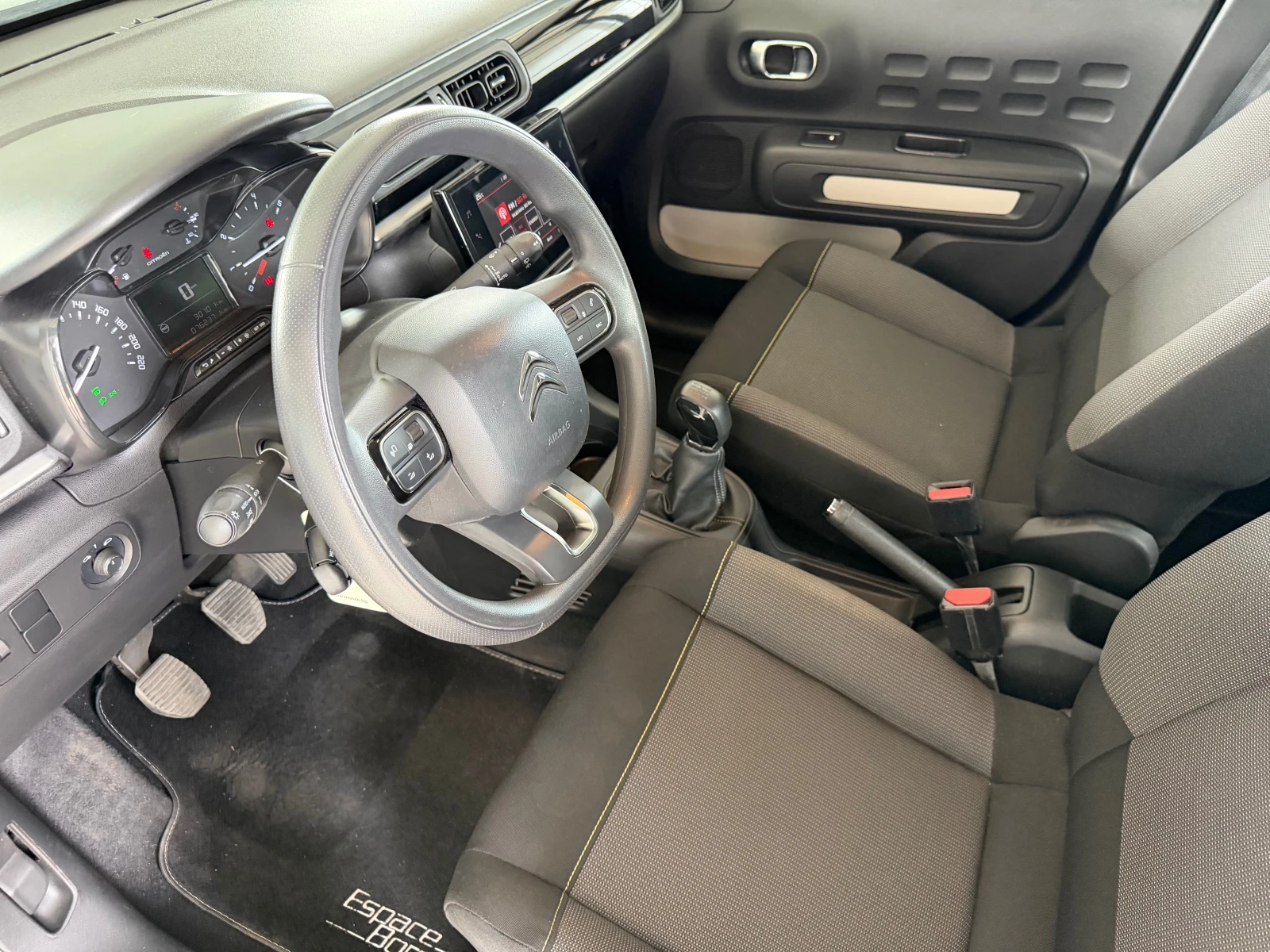 Citroen C3 1.5HDI FACELIFT, снимка 11 - Автомобили и джипове - 55930122
