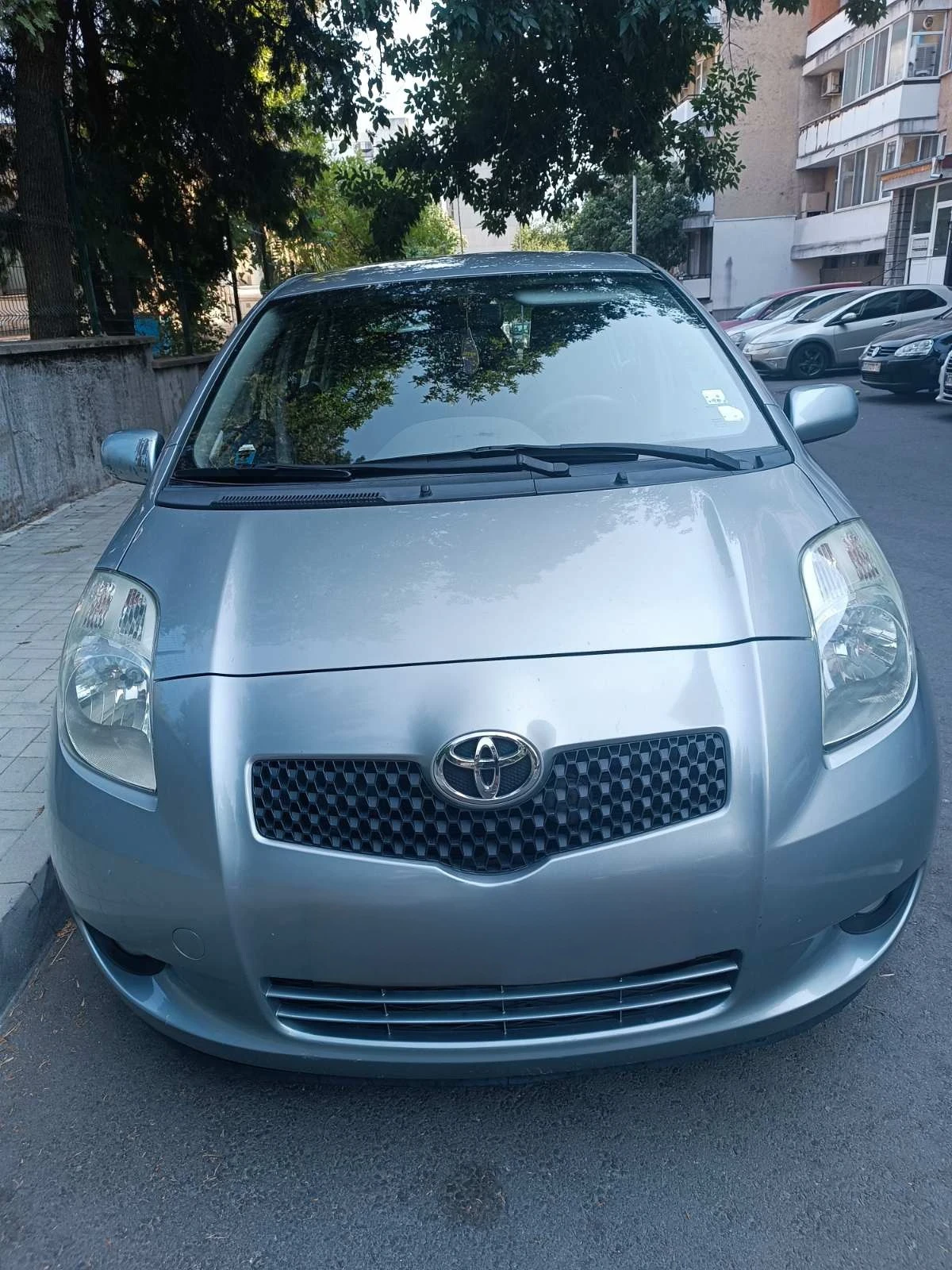 Toyota Yaris 1.3 VVT бензин, снимка 2 - Автомобили и джипове - 55975795