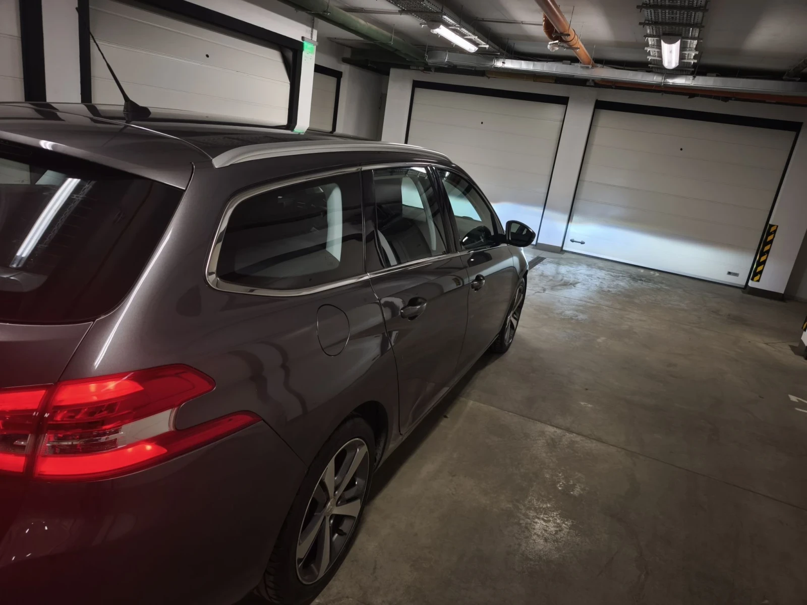Peugeot 308 SW, снимка 11 - Автомобили и джипове - 55981576
