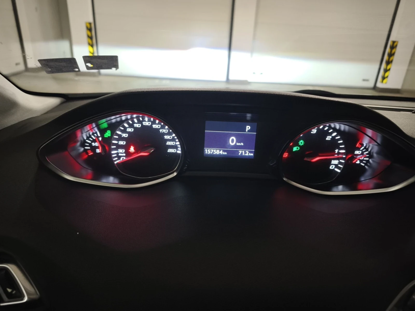 Peugeot 308 SW, снимка 3 - Автомобили и джипове - 55981576