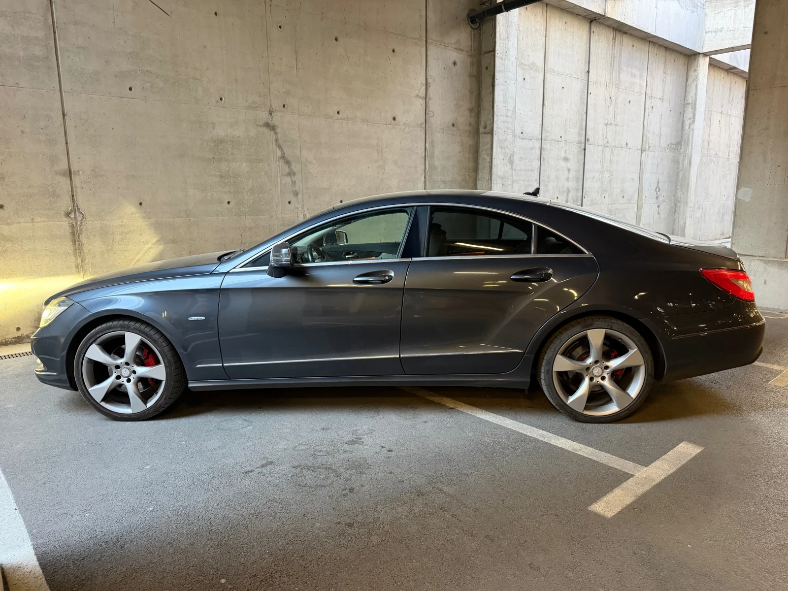 Mercedes-Benz CLS 350, снимка 2 - Автомобили и джипове - 55993085
