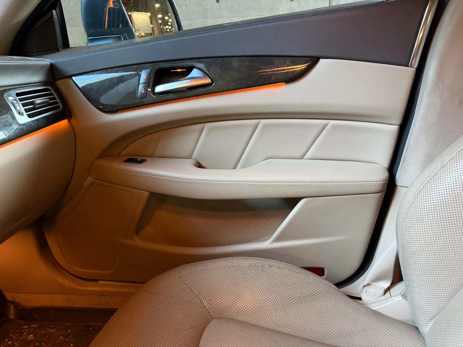 Mercedes-Benz CLS 350, снимка 7 - Автомобили и джипове - 55993085