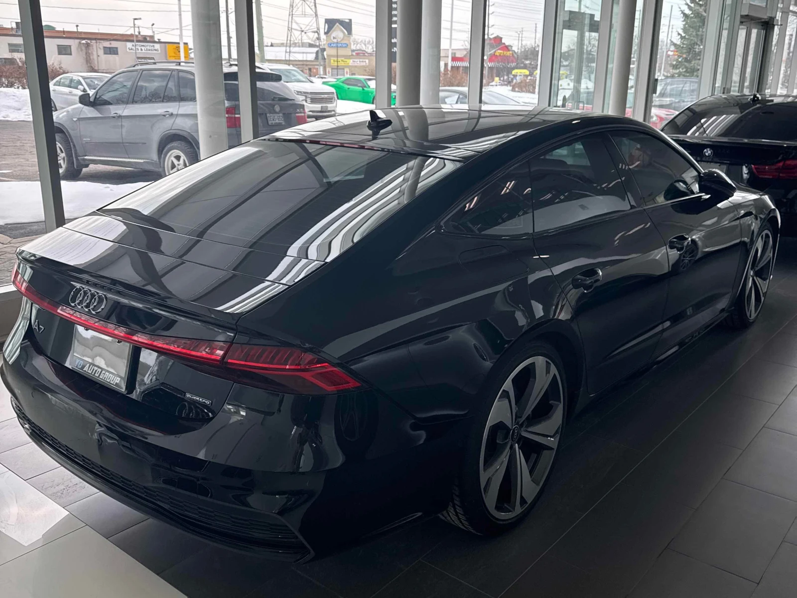Audi A7 * ЕДИН СОБСТВЕНИК * ДИСТРОНИК * ОБДУХВАНЕ * ХЕД-ЪП, снимка 3 - Автомобили и джипове - 56088407