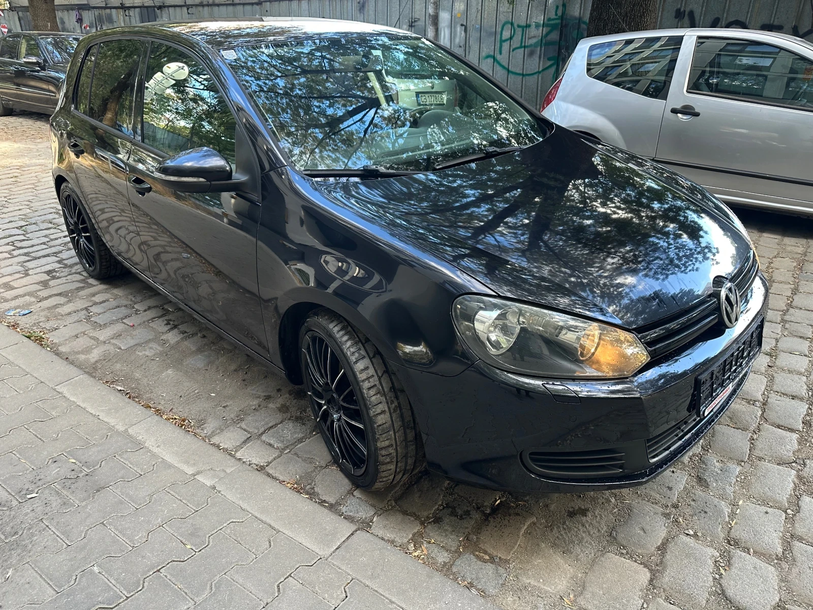 VW Golf 1.6TDI, снимка 7 - Автомобили и джипове - 56216769