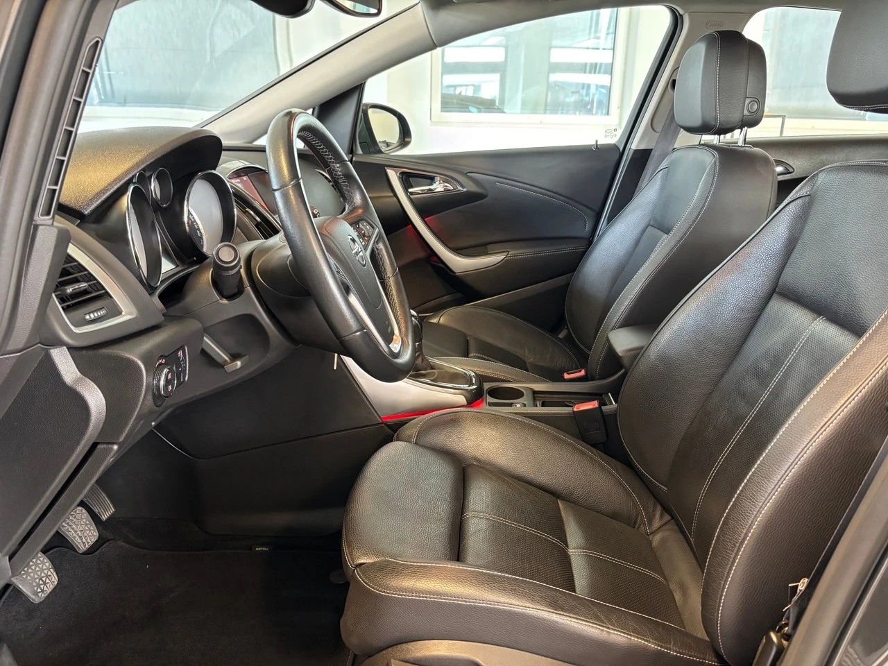 Opel Astra 1.6i* (170��)  Turbo ���������  | Mobile.bg � ����������� 12
