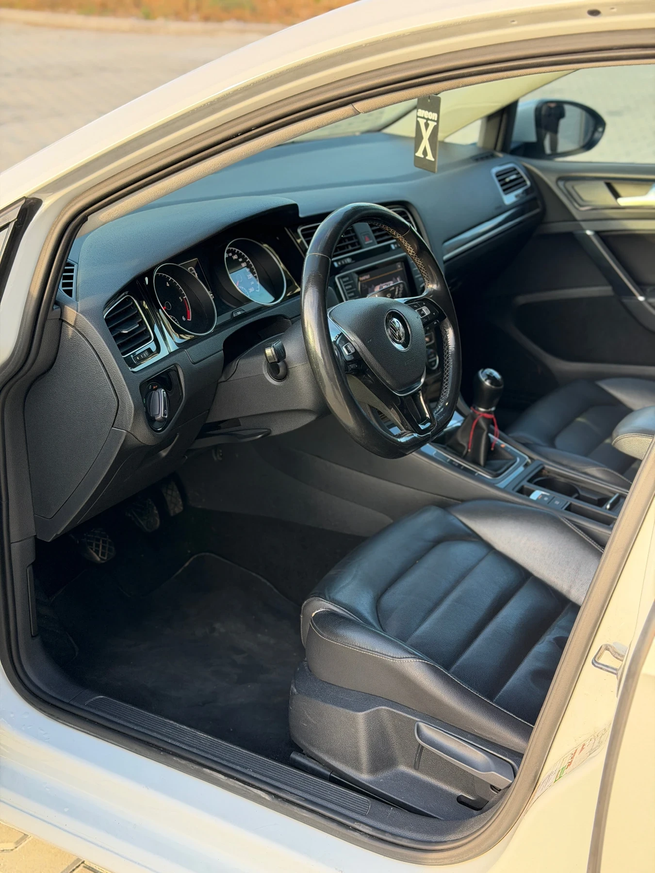 VW Golf, снимка 5 - Автомобили и джипове - 56627432