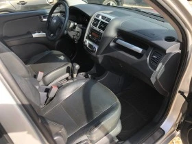 Kia Sportage 2.7i/4WD/ОБСЛУЖЕНА-ШВЕЙЦАРИЯ+ СЕРВ ИСТОРИЯ, снимка 13