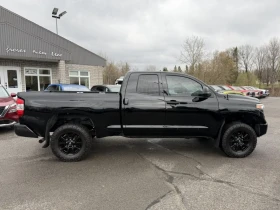 Toyota Tundra V8 5.7L 4X4 ALL BLACK!, снимка 2