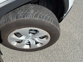 Toyota Rav4 * LE * CARFAX * ОПЦИЯ ЗА ФИНАНСИРАНЕ, снимка 7