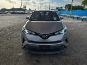 Toyota C-HR 2018 Toyota C-HR XLE Premium, снимка 1