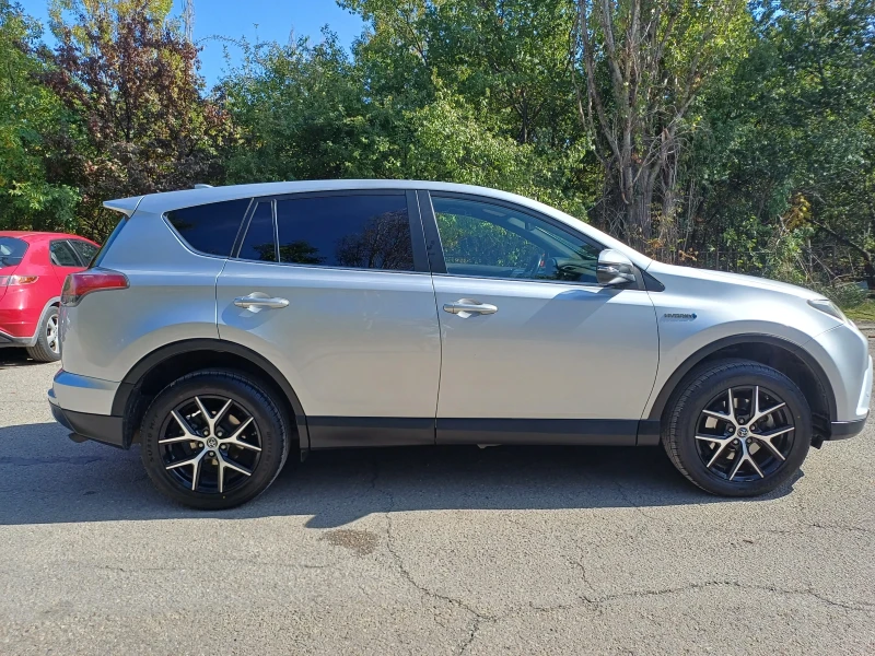 Toyota Rav4 2.5 Hybrid Dynamic, снимка 4 - Автомобили и джипове - 47365822