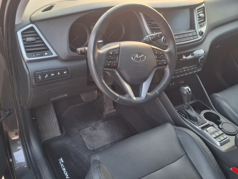 Hyundai Tucson 2.0d 185к.с. Premium Швейцария Full Options, снимка 8 - Автомобили и джипове - 47905826