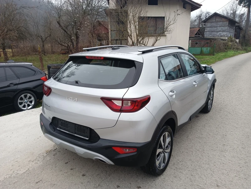 Kia Stonic 1.0T Hybrid , снимка 4 - Автомобили и джипове - 48161675