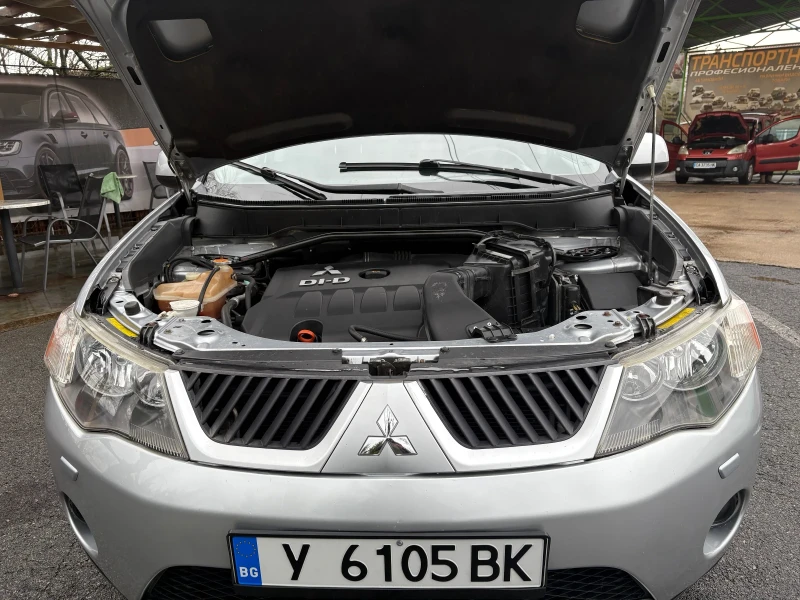 Mitsubishi Outlander 2.0 TDI, снимка 2 - Автомобили и джипове - 48502307