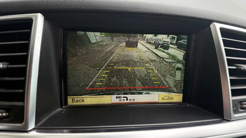 Mercedes-Benz ML 350, снимка 16 - Автомобили и джипове - 51691439