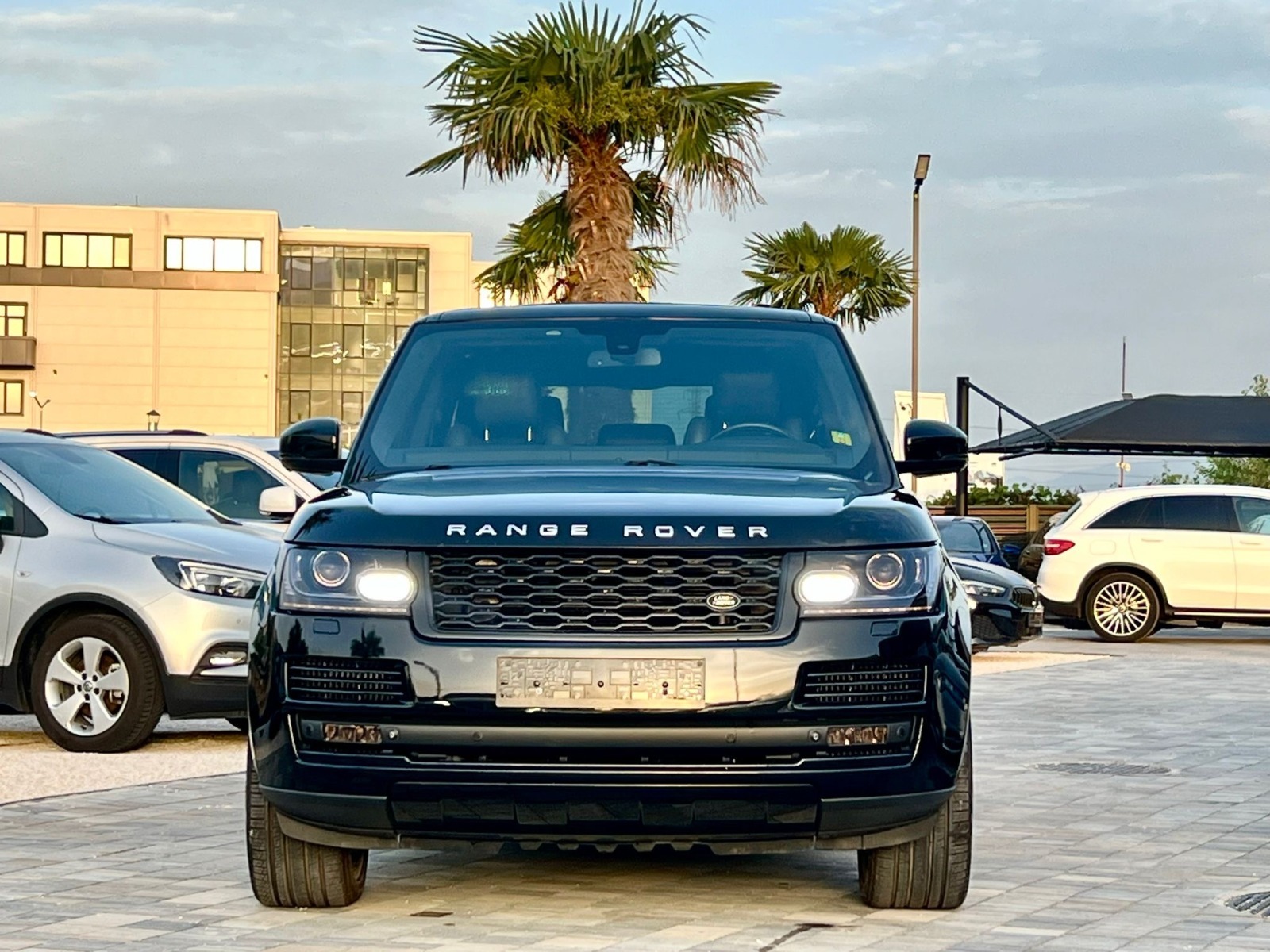 Land Rover Range rover Autobiography 4, 4 d TOP Лизинг  - изображение 2