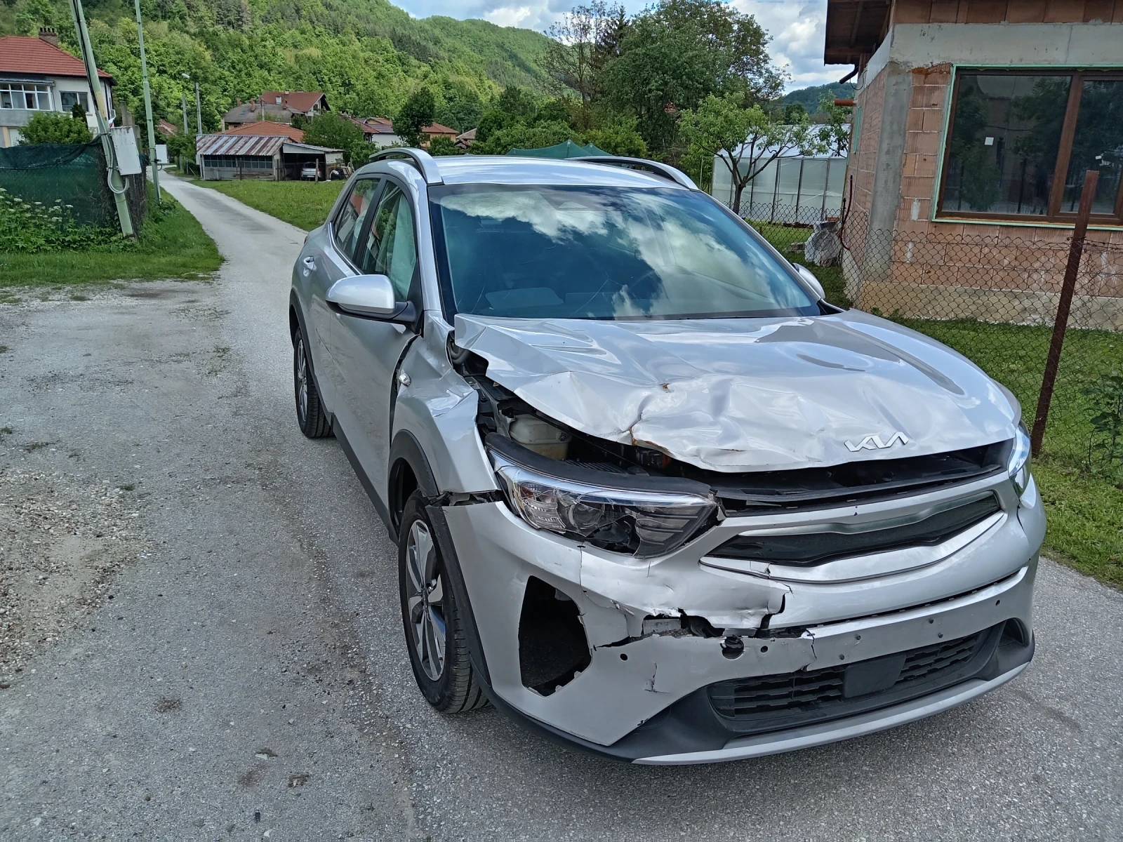 Kia Stonic 1.0T Hybrid  - изображение 5