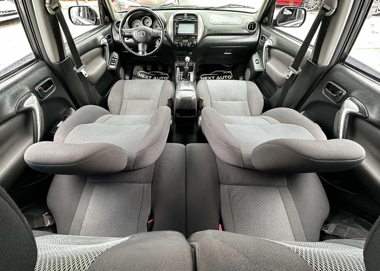 Toyota Rav4 2.0D-4D 116HP NAVI ТЕГЛИЧ - изображение 9