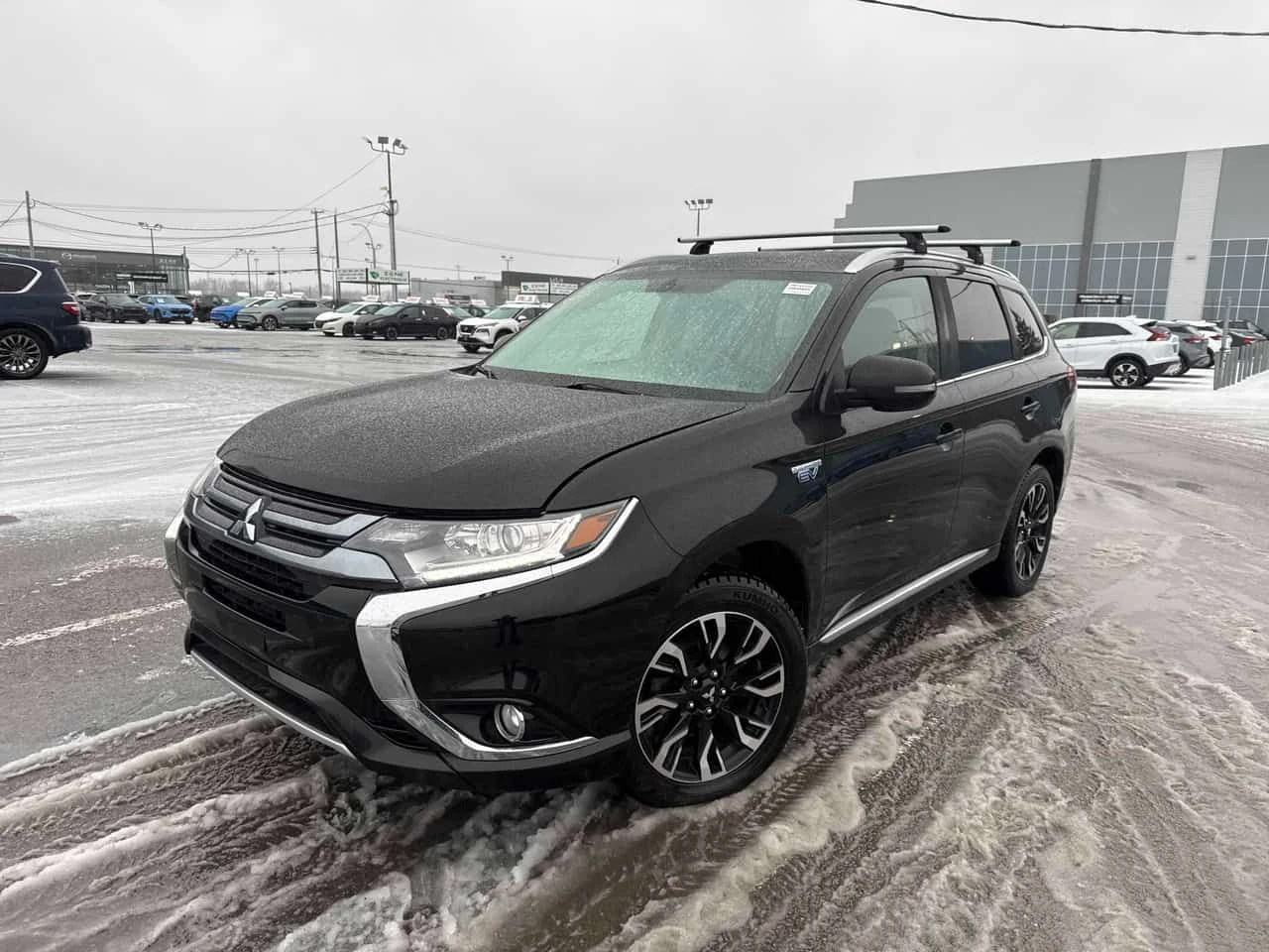 Mitsubishi Outlander * S AWC * CARFAX * KEYLESS * PANO