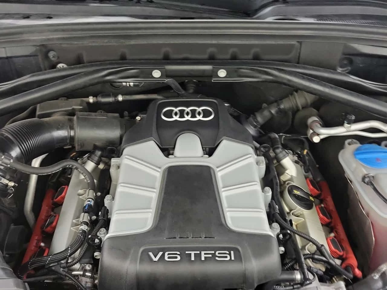 Audi SQ5 PREMIUM PLUS| PANORAMA | БЕЗ ИНЦИДЕНТИ| , снимка 16 - Автомобили и джипове - 54235244