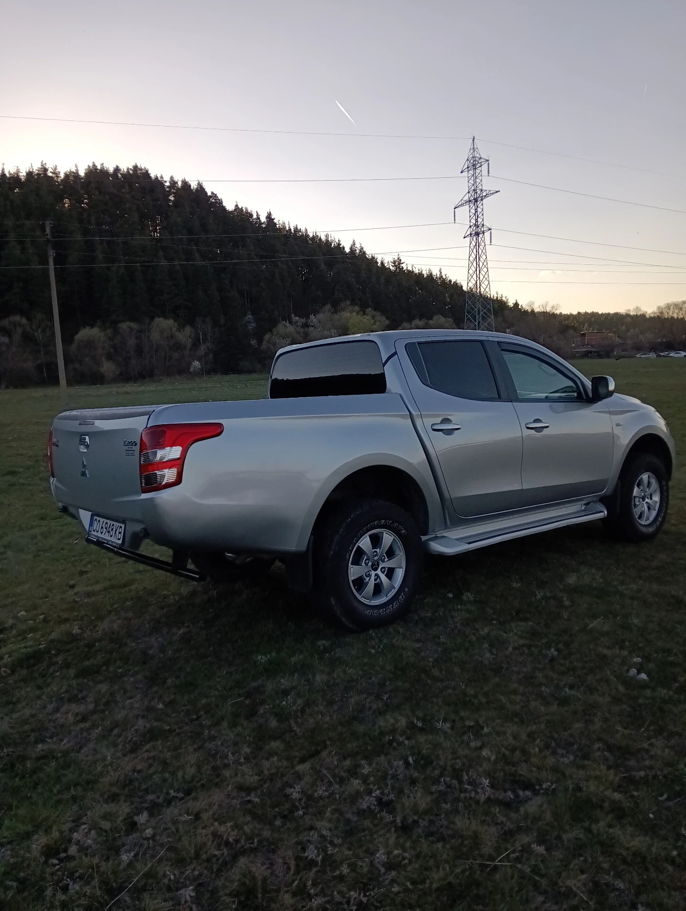 Mitsubishi L200, снимка 5 - Автомобили и джипове - 54258757