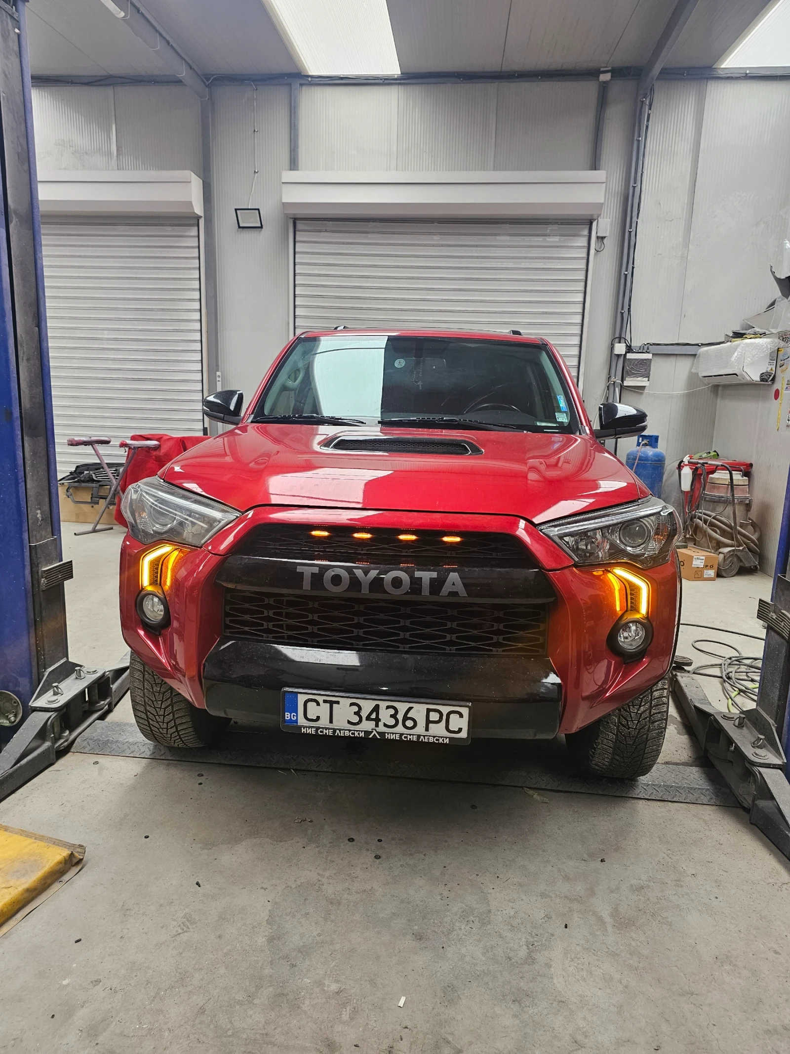 Toyota 4runner, снимка 4 - Автомобили и джипове - 54364211