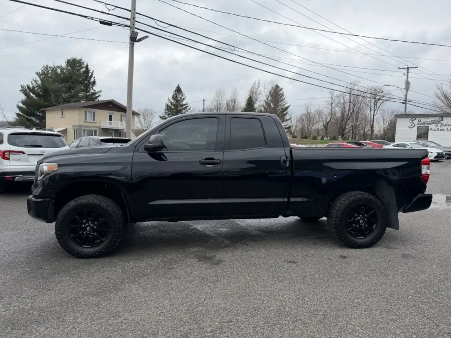 Toyota Tundra V8 5.7L 4X4 ALL BLACK!, снимка 7 - Автомобили и джипове - 54837190