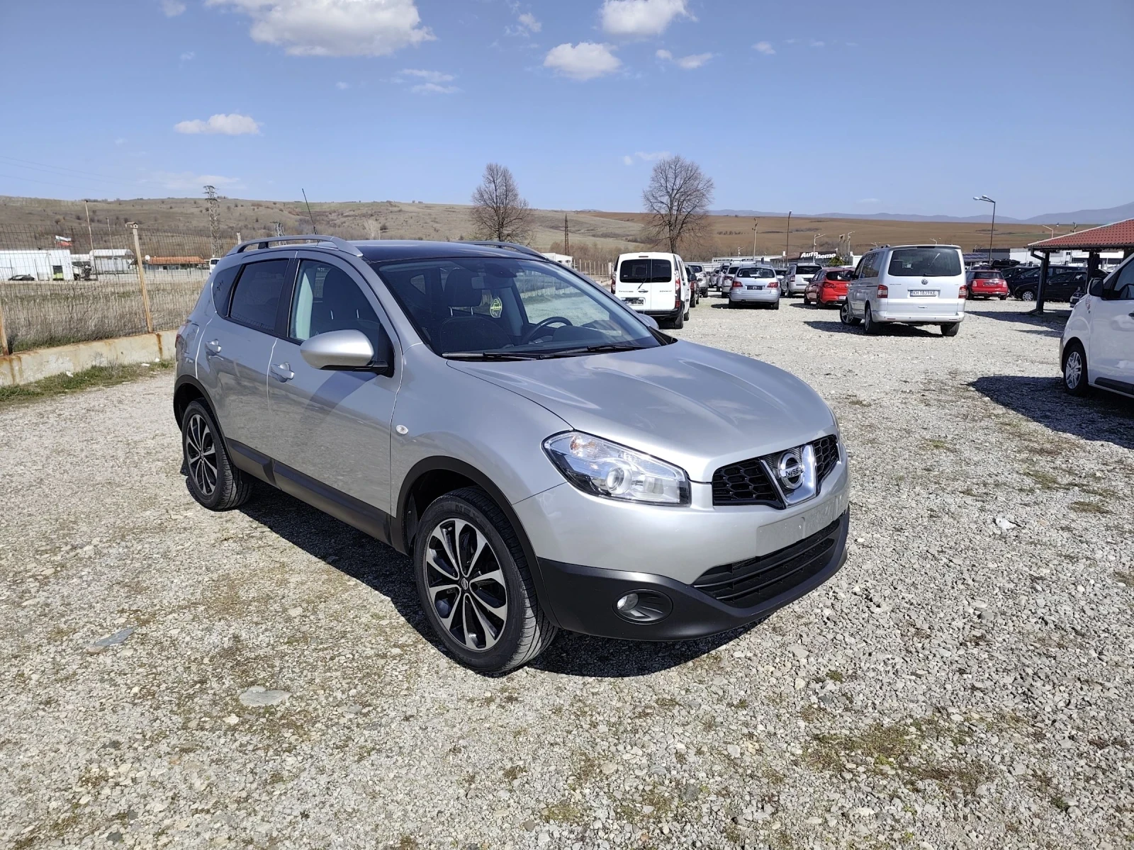 Nissan Qashqai 1.5 dci 160000км , снимка 4 - Автомобили и джипове - 55197326