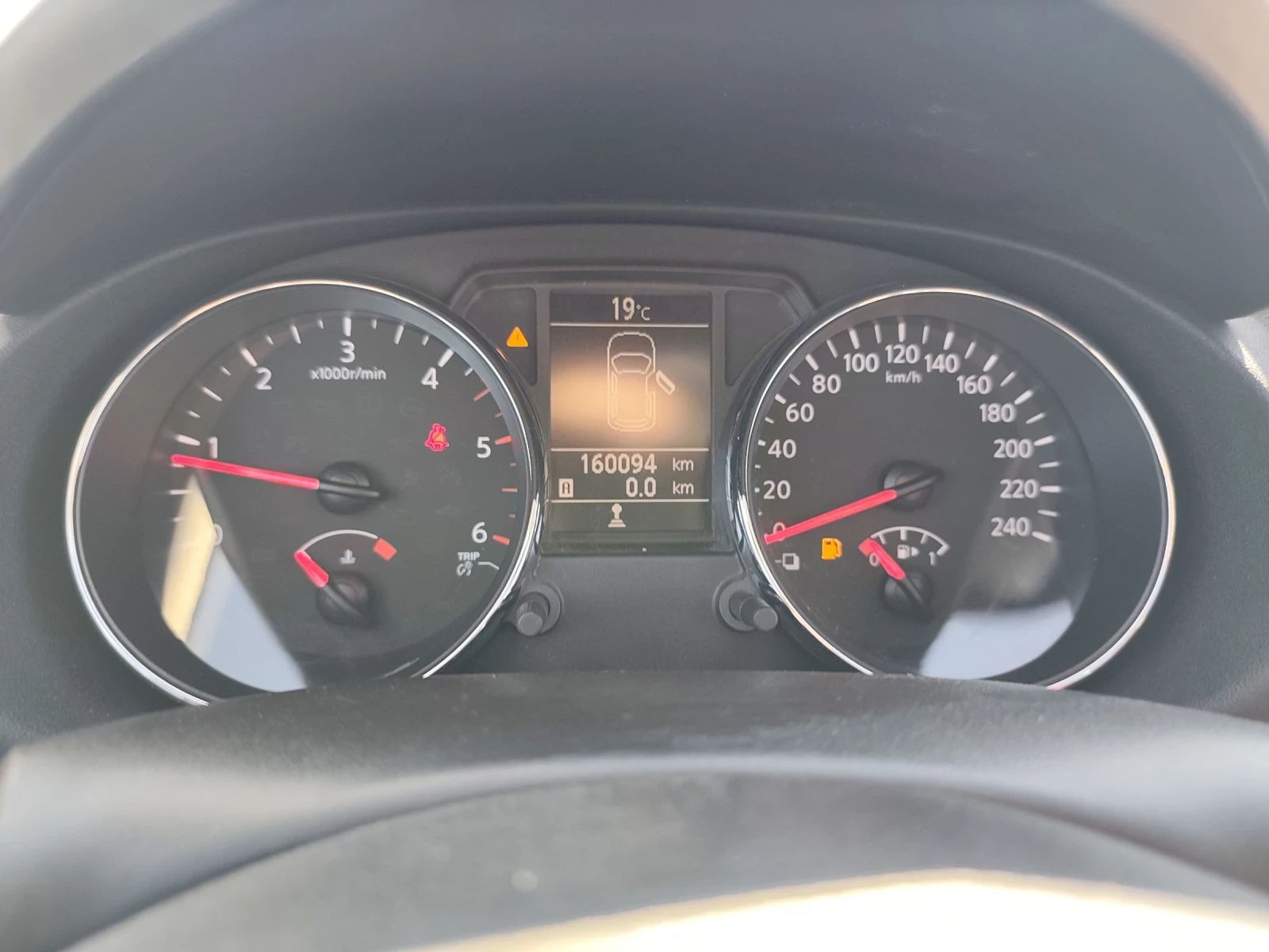 Nissan Qashqai 1.5 dci 160000км , снимка 15 - Автомобили и джипове - 55197326