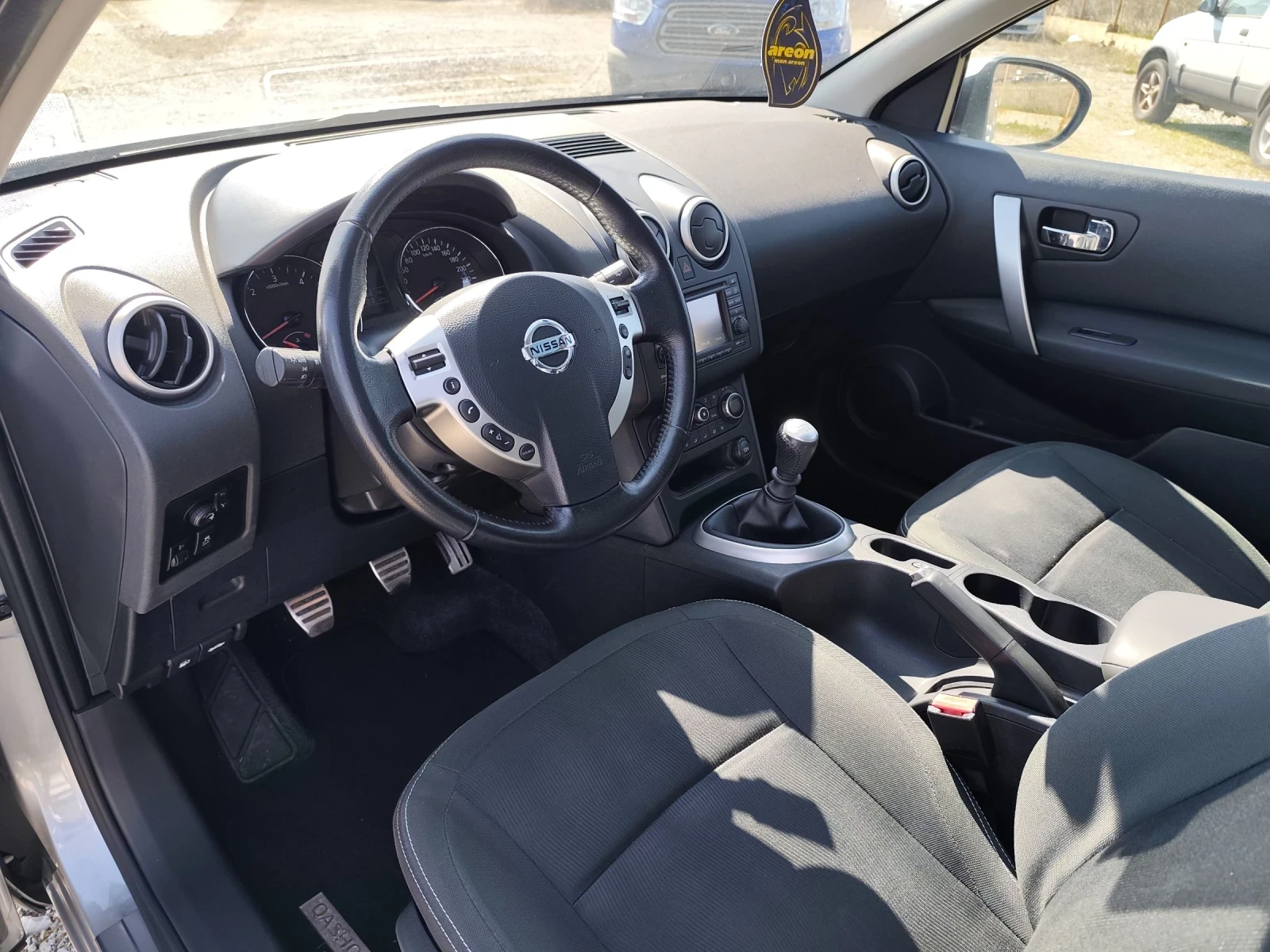 Nissan Qashqai 1.5 dci 160000км , снимка 6 - Автомобили и джипове - 55197326