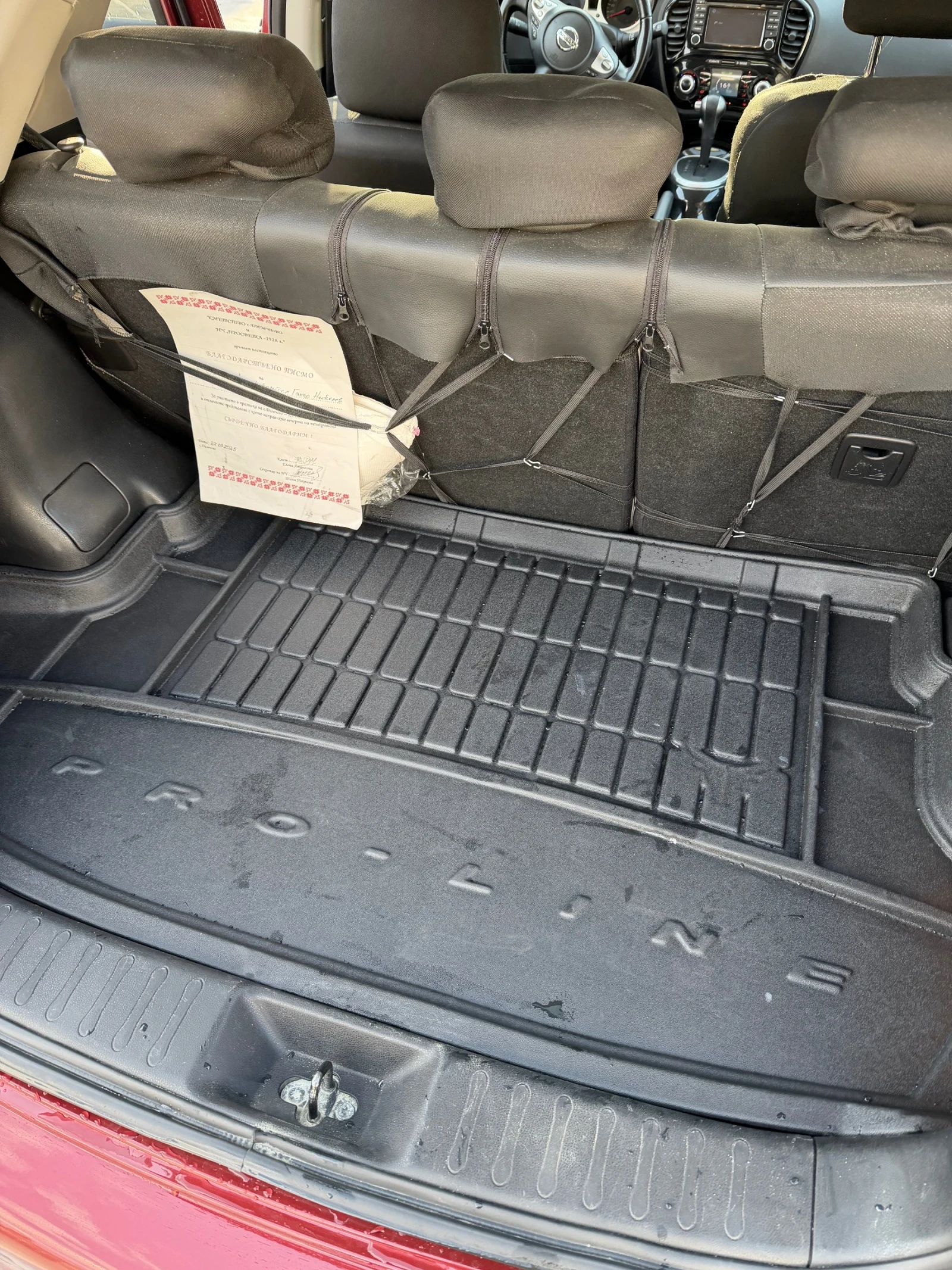 Nissan Juke, снимка 8 - Автомобили и джипове - 56061839