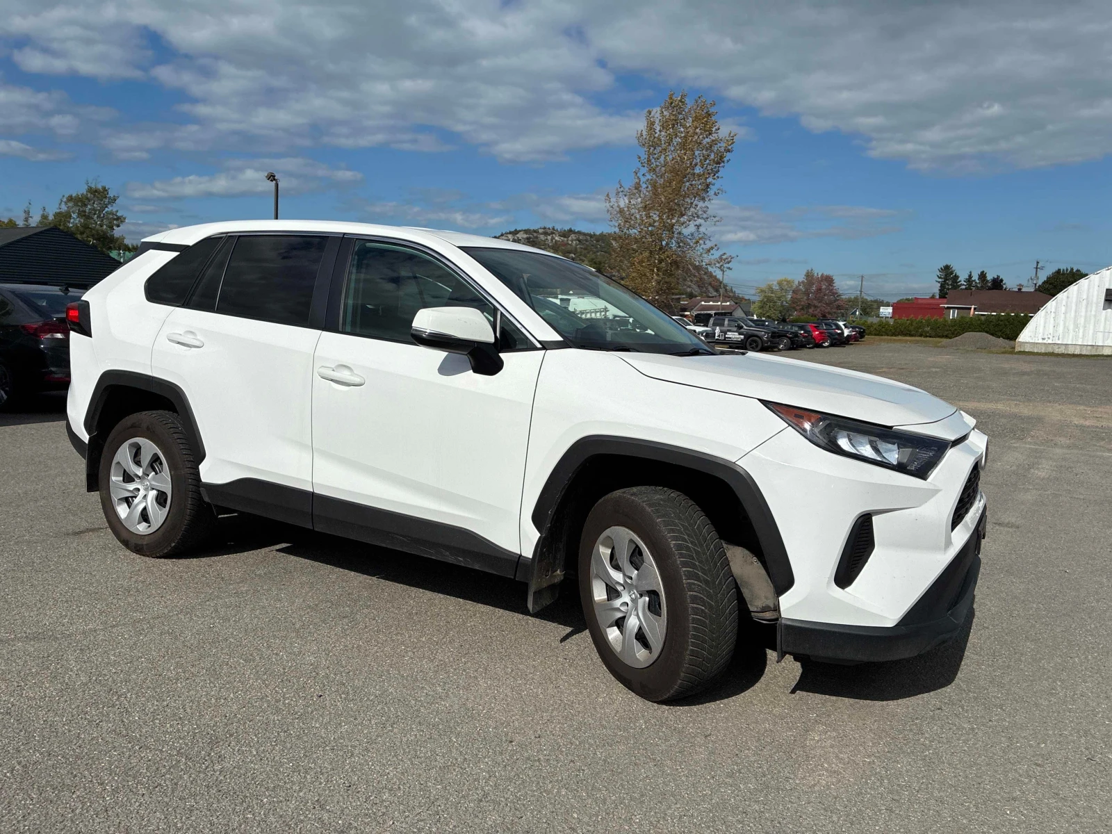 Toyota Rav4 * LE * CARFAX * ОПЦИЯ ЗА ФИНАНСИРАНЕ, снимка 17 - Автомобили и джипове - 56117172