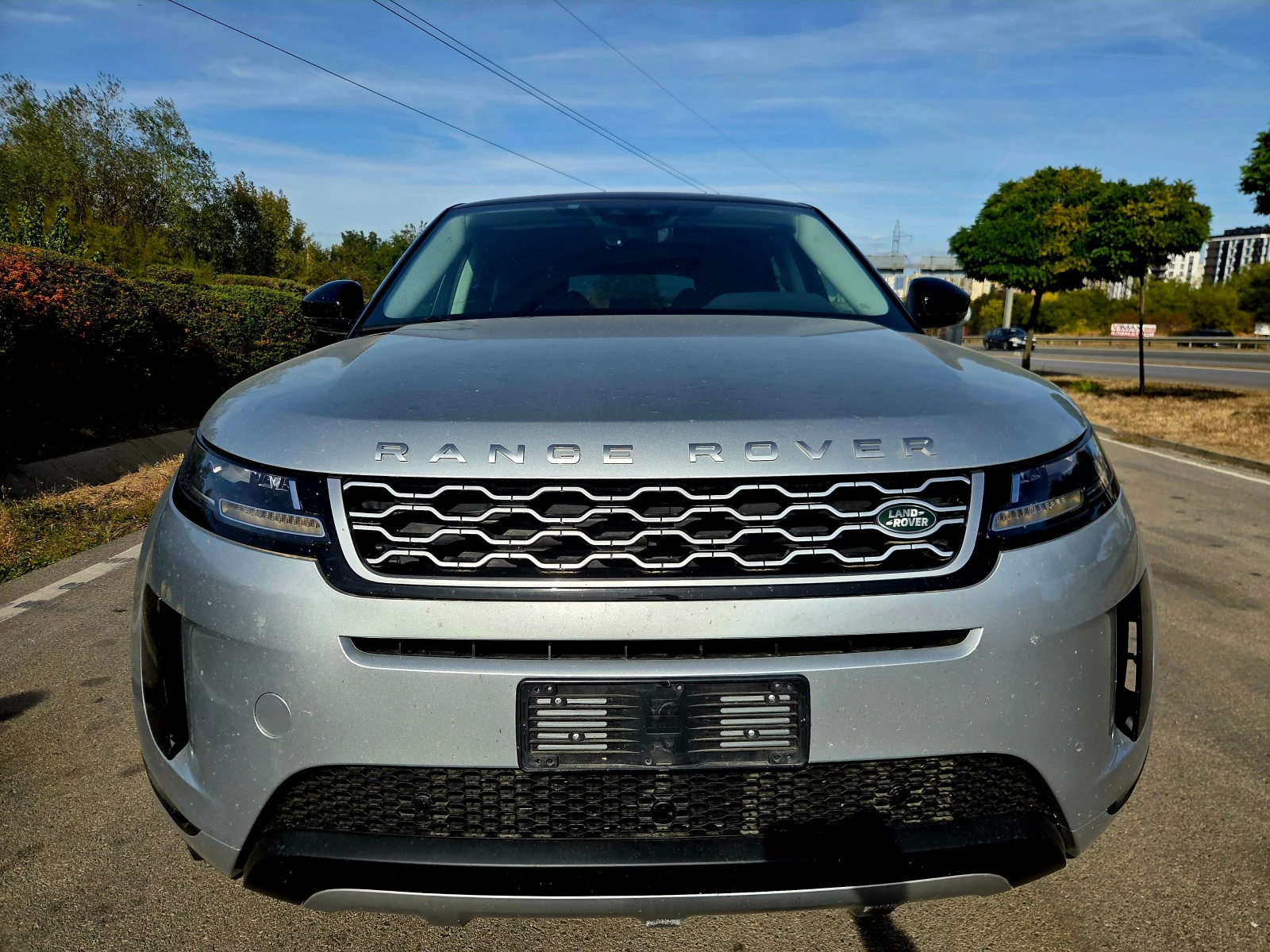 Land Rover Range Rover Evoque 2.0 HYBRID , снимка 2 - Автомобили и джипове - 56324478